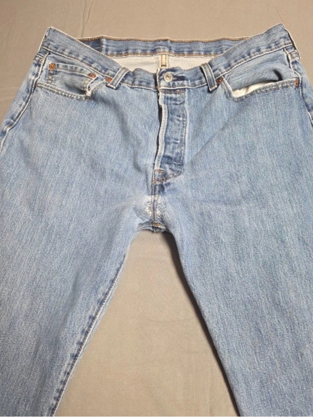 Vintage Levi 501 34x34 Red Tab R Button Fly Denim Jeans